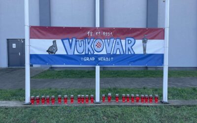 Učenici i djelatnici naše škole dostojanstveno obilježili Dan sjećanja