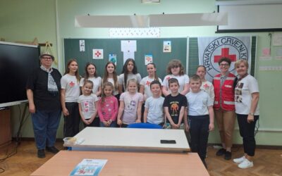 Učenici prvog razreda matične škole primljeni u pomladak Crvenog križa